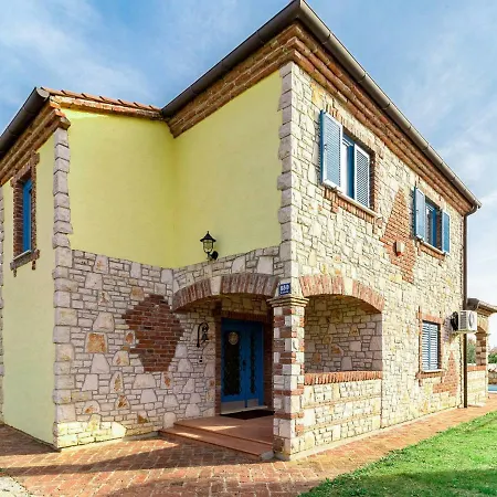 Haus Johanna 118s * Labinci